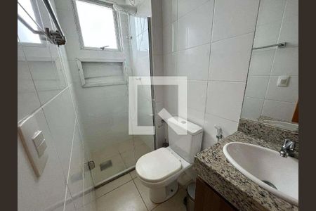 Banheiro de apartamento à venda com 2 quartos, 83m² em Buritis, Belo Horizonte