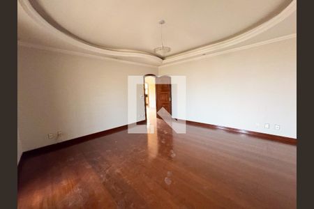 Sala 1 de casa para alugar com 4 quartos, 250m² em Jardim Riacho das Pedras, Contagem