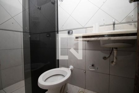Banheiro da Suíte de casa para alugar com 1 quarto, 30m² em Ceilândia Sul (ceilândia), Brasília