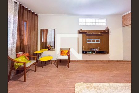 Casa à venda com 3 quartos, 360m² em Vila Progresso, Santo André