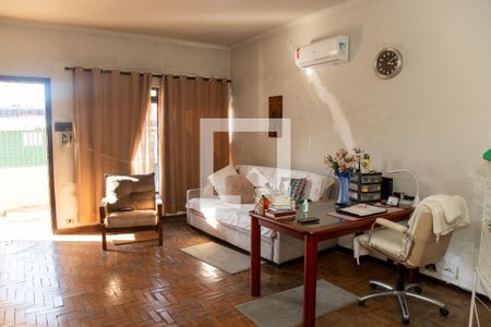 Sala de casa para alugar com 3 quartos, 258m² em Santo Amaro, São Paulo