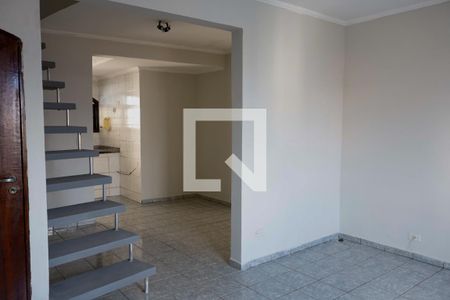 Sala de casa à venda com 3 quartos, 240m² em Padroeira, Osasco