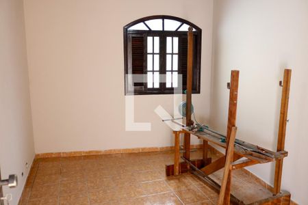 Quarto 2 de casa à venda com 3 quartos, 240m² em Padroeira, Osasco