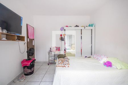 Quarto 1 de casa à venda com 2 quartos, 277m² em Ayrosa, São Paulo