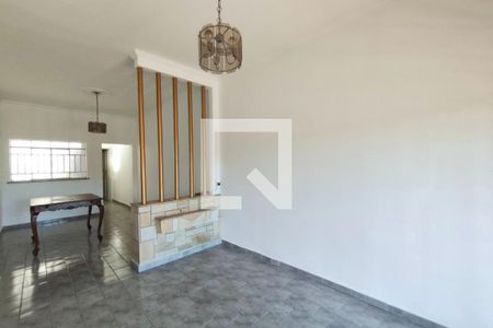 Sala de casa para alugar com 2 quartos, 200m² em Jardim Leonor, Campinas