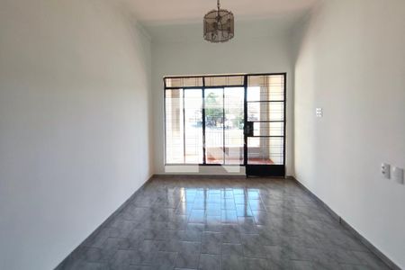 Sala de casa para alugar com 2 quartos, 200m² em Jardim Leonor, Campinas