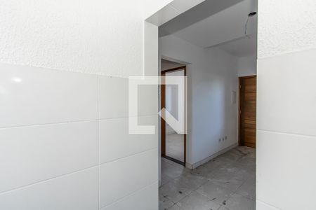 Corredor de apartamento à venda com 2 quartos, 36m² em Vila Franci, São Paulo