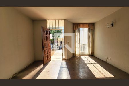 Sala de casa à venda com 3 quartos, 181m² em Vila Virginia, Jundiaí