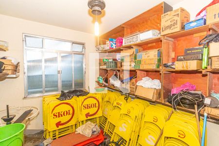 Quarto 2 de casa para alugar com 2 quartos, 400m² em Bento Ribeiro, Rio de Janeiro