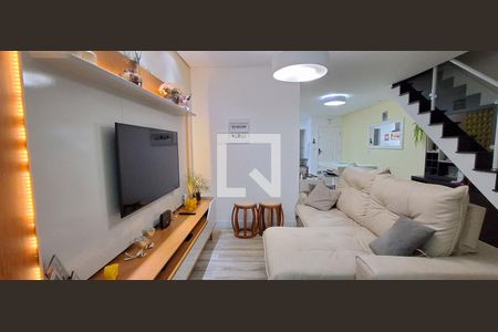 Sala de casa de condomínio à venda com 3 quartos, 194m² em Vila Valparaíso, Santo André