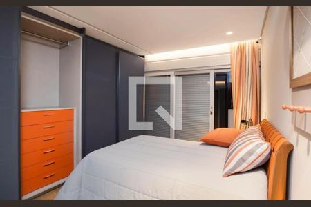 Casa de Condomínio à venda com 3 quartos, 358m² em Jardim Silvia (Zona Oeste), São Paulo