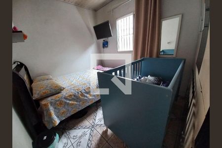 Casa à venda com 4 quartos, 240m² em Parque Peruche, São Paulo