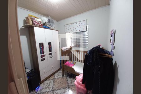 Casa à venda com 4 quartos, 240m² em Parque Peruche, São Paulo