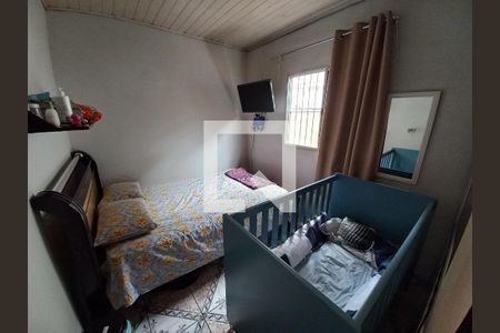 Casa à venda com 4 quartos, 240m² em Parque Peruche, São Paulo