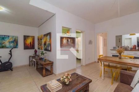 Casa à venda com 3 quartos, 250m² em Petrópolis, Porto Alegre