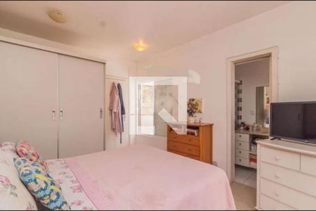 Casa à venda com 3 quartos, 250m² em Petrópolis, Porto Alegre