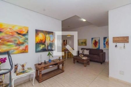 Casa à venda com 3 quartos, 250m² em Petrópolis, Porto Alegre