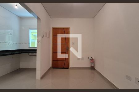 Sala de casa de condomínio à venda com 2 quartos, 120m² em Vila Príncipe de Gales, Santo André
