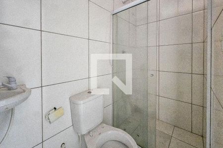 Banheiro de kitnet/studio para alugar com 1 quarto, 20m² em Nazaré, Salvador