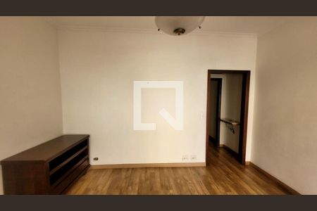 Casa à venda com 3 quartos, 120m² em Cerqueira César, São Paulo