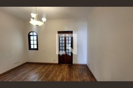 Casa à venda com 3 quartos, 120m² em Cerqueira César, São Paulo