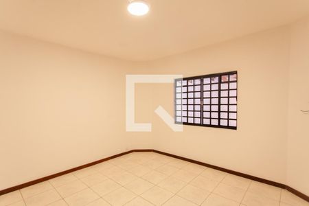 Sala 2 de casa à venda com 3 quartos, 600m² em Trevo, Belo Horizonte