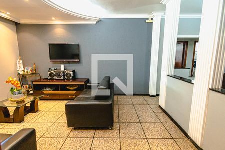 Sala de casa à venda com 4 quartos, 315m² em Itapoã, Belo Horizonte