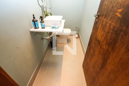 Lavabo de casa à venda com 5 quartos, 550m² em Cursino, São Paulo
