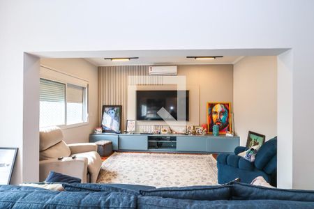 Sala de casa à venda com 5 quartos, 550m² em Cursino, São Paulo