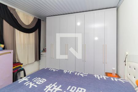 Casa 01 - Quarto 1 de casa à venda com 7 quartos, 200m² em Vila Verde, São Paulo