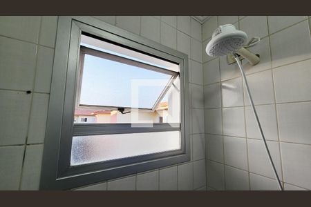 Banheiro de apartamento à venda com 2 quartos, 64m² em Parque Residencial Eloy Chaves, Jundiaí