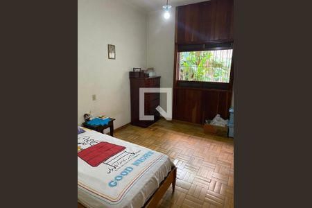 Casa à venda com 5 quartos, 250m² em Vila Albertina, São Paulo