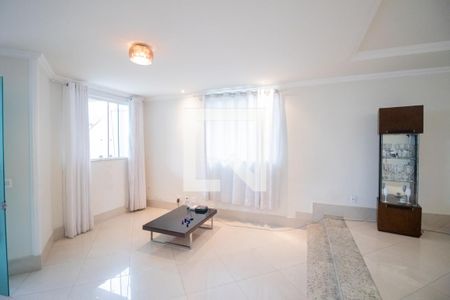 Sala de Estar de casa à venda com 4 quartos, 343m² em Cabral, Contagem