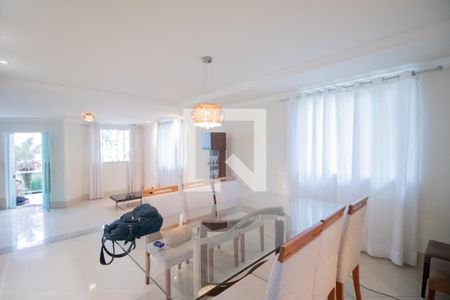 Sala de Jantar de casa à venda com 4 quartos, 343m² em Cabral, Contagem