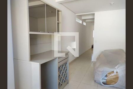 Casa à venda com 3 quartos, 250m² em Vila Sao Domingos, São Paulo