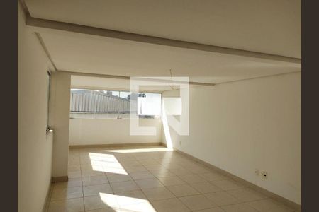 Casa à venda com 3 quartos, 250m² em Vila Sao Domingos, São Paulo