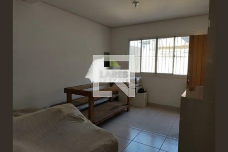 Casa à venda com 3 quartos, 250m² em Vila Sao Domingos, São Paulo