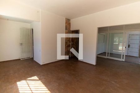 Sala de casa à venda com 3 quartos, 180m² em Fátima, Niterói