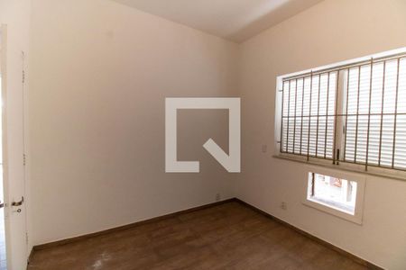 Quarto 1 de casa à venda com 3 quartos, 180m² em Fátima, Niterói