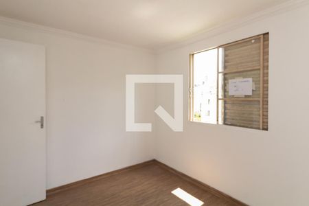 Quarto 2 de apartamento para alugar com 2 quartos, 53m² em Conjunto Residencial José Bonifácio, São Paulo