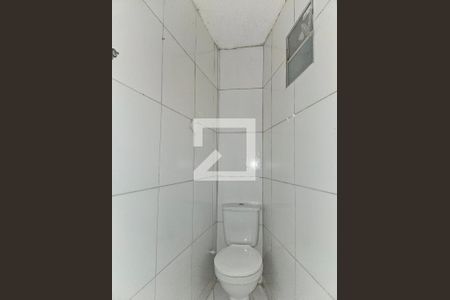 Banheiro de kitnet/studio para alugar com 0 quarto, 20m² em Nazaré, Salvador