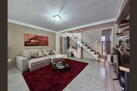 Casa à venda com 3 quartos, 120m² em Vila Vitorio Mazzei, São Paulo