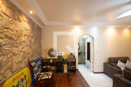 Sala de casa à venda com 6 quartos, 147m² em Vila Nilo, São Paulo