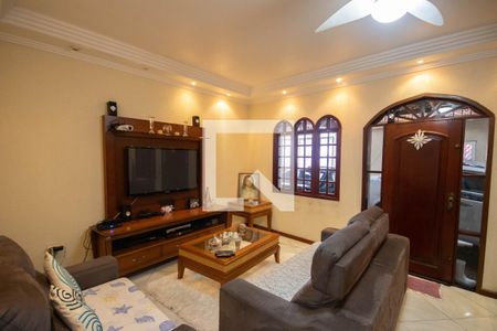 Sala de casa à venda com 6 quartos, 147m² em Vila Nilo, São Paulo