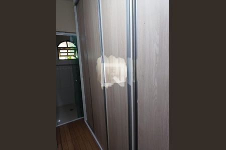 Casa à venda com 2 quartos, 210m² em Vila Alvinopolis, São Bernardo do Campo