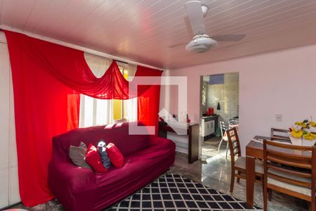 Sala de casa à venda com 2 quartos, 400m² em Vila Carmosina, São Paulo