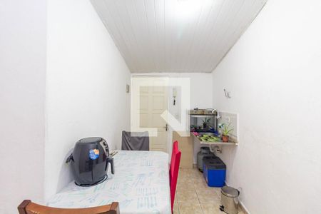 Sala de Jantar de casa à venda com 2 quartos, 400m² em Vila Carmosina, São Paulo