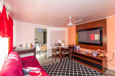 Sala de casa à venda com 2 quartos, 400m² em Vila Carmosina, São Paulo