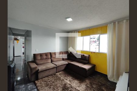 Sala de casa para alugar com 4 quartos, 120m² em Jardim São Paulo, Ferraz de Vasconcelos