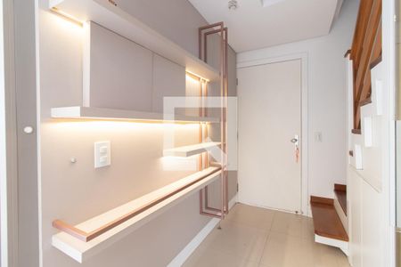 Sala de casa de condomínio à venda com 3 quartos, 177m² em Teresópolis, Porto Alegre